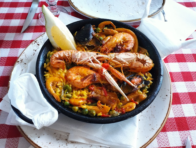 Pl. de Bib-Rambla, 14, Centro, 18001 Granada