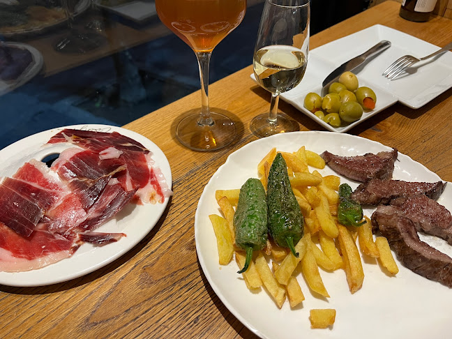 Restaurante Cinco Jotas Sevilla Phone number