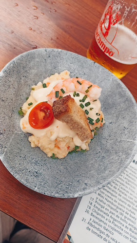 CASA MANOLO TAPAS BAR SEVILLANO - Sevilla