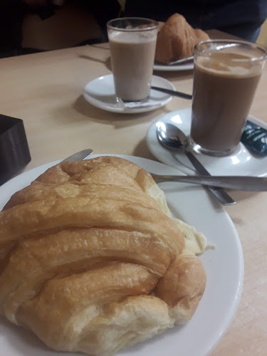 Comments and reviews of Cafetería SanTomás