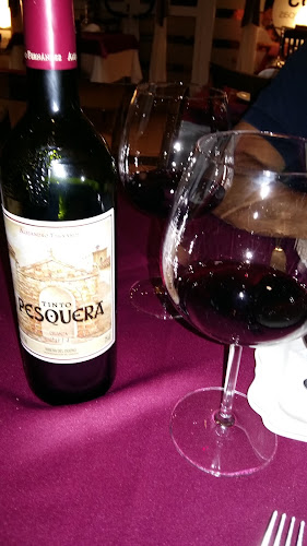 555 Restaurante puerto - Gastronomía y hostelería