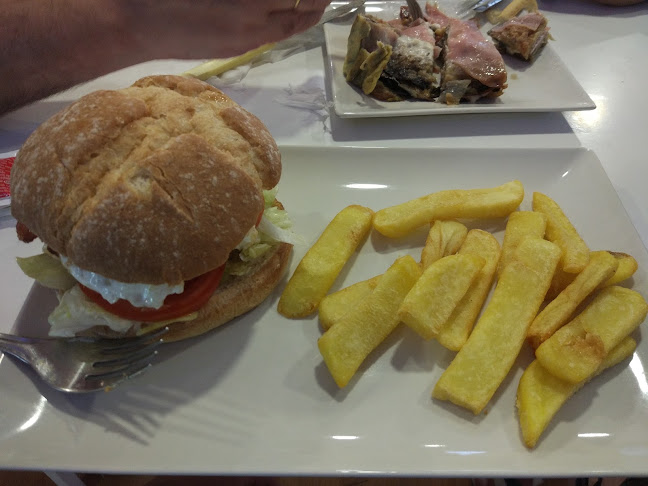 Comentarii opinii despre Johana Cafetería Bar