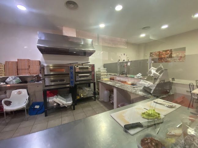 Centro comercial Isdabe del Sol, Av. Matas Verdes, 29688, Málaga