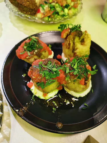 C. de Colmenares, 13, Centro, 28004 Madrid