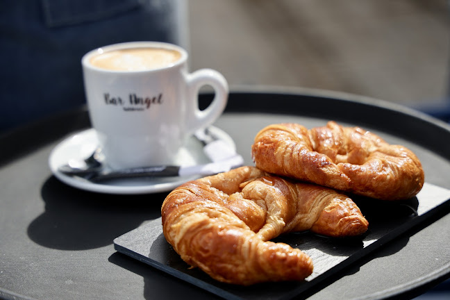 Comments and reviews of Bar Àngel