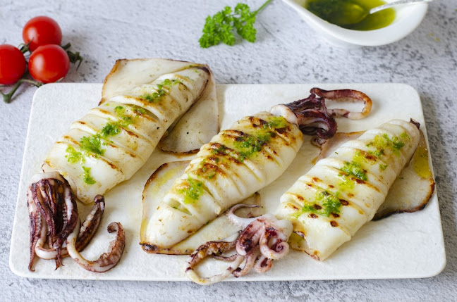 Mercado Tirso de Molina, Plaza de Huarte de San Juan, S/N, BANCA 1, Latina, 28011 Madrid