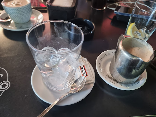 Reviews of Cafe Bar Alameda in A Pobra do Caramiñal - Gastronomía y hostelería