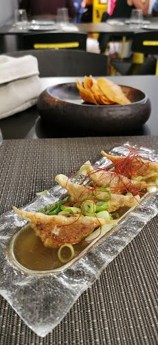 Opinii despre Monocromo vermuteria gastrounderground în Bilbao - Gastronomía y hostelería