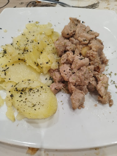 Comments and reviews of TAPERÍA CAFETERÍA KÁTAME.