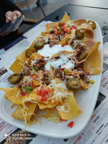 Comentarii opinii despre Foster's Hollywood