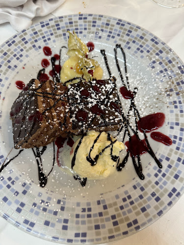 La Sirena Verde Open Times