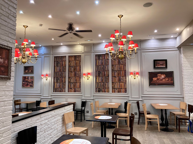 Aeropuerto Madrid-Barajas, Terminal T4, Aeropuerto Barajas, Barajas, 28042 Madrid