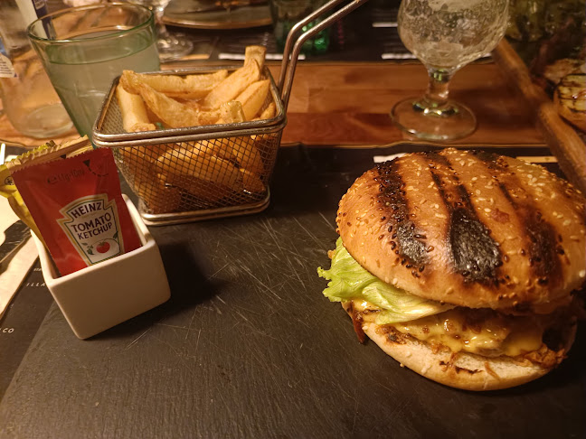 Braseria el Fogón de Sant Boi Phone number