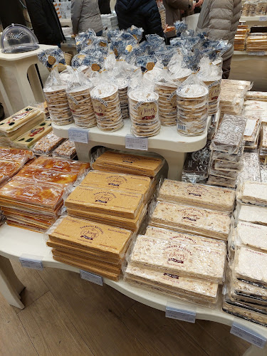 TIENDA Y MUSEO TORRONS VICENS LAS RAMBLAS - Gastronomía y hostelería