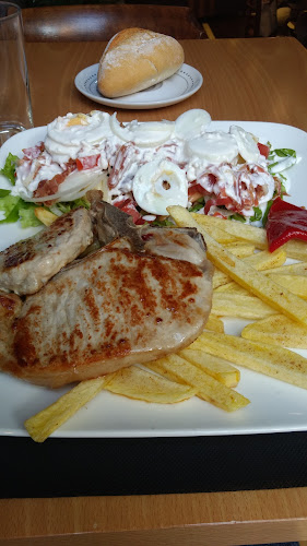 Café El Recuelo Phone number