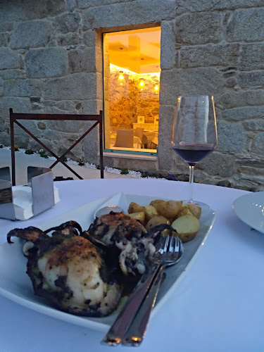 Opinii despre A Casa de Rosa de Mazaroca în Vilaboa - Gastronomía y hostelería