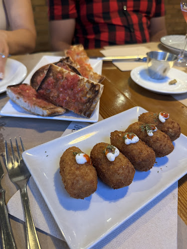 Comments and reviews of Moments