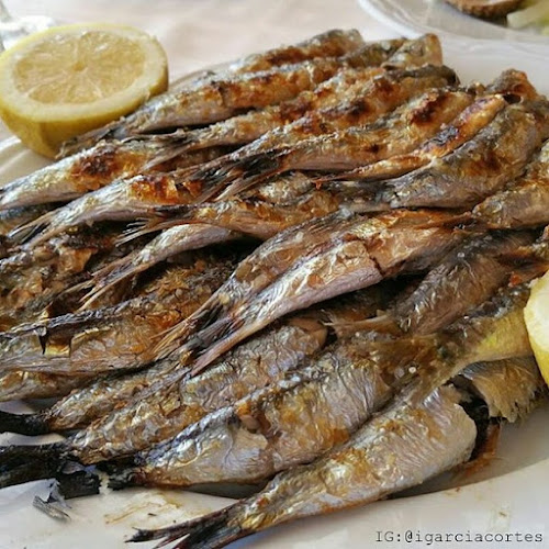 P.º Marítimo, Local 4, 29631 Arroyo de La Miel, Málaga