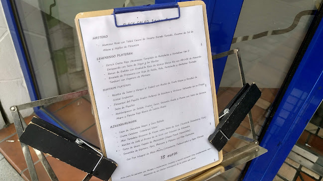 Restaurante Vegano Black Salad Jatetxe Beganoa - Gastronomía y hostelería