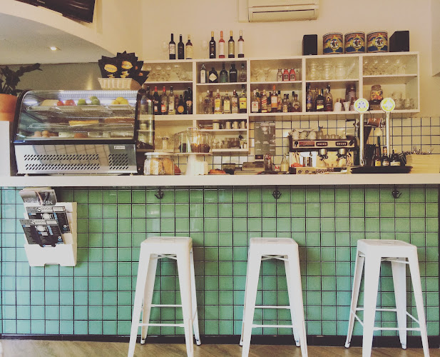 Comments and reviews of Saioa