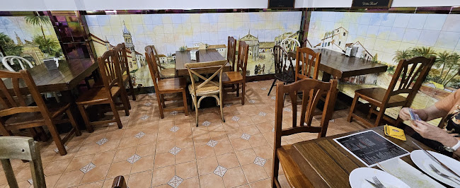 C. Trabajo, 31, 41010 Sevilla