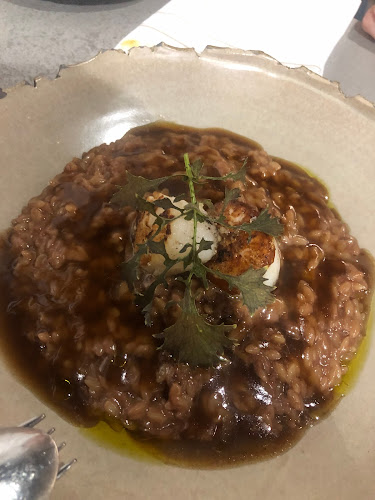 Restaurante Peculiar - Gastronomía y hostelería