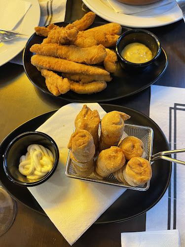 C. Manuel Pedregal, 17, 33001 Oviedo, Asturias