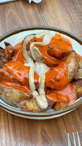 Comments and reviews of CASA MANOLO TAPAS BAR SEVILLANO