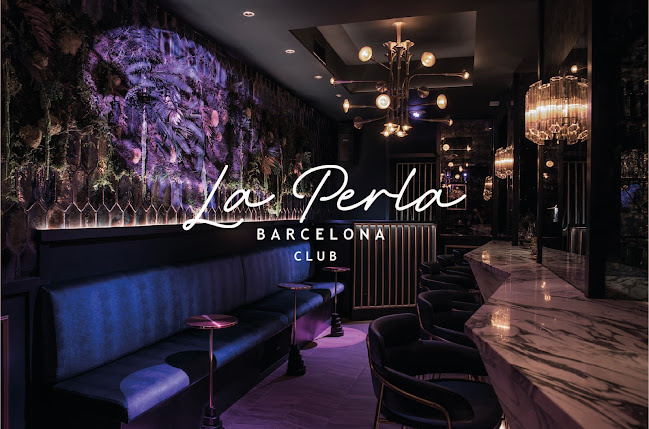 La Perla Club - 71 Oysterbar