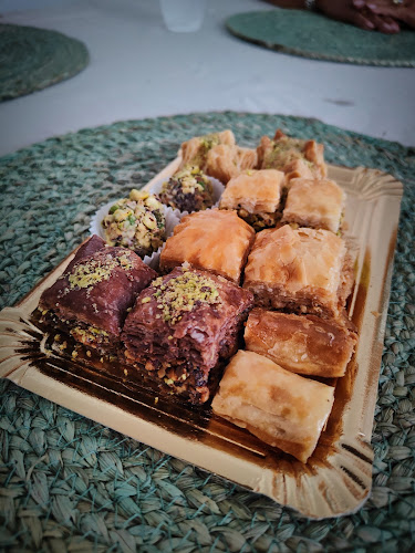 Av. de Menéndez Pelayo, 15, Retiro, 28009 Madrid