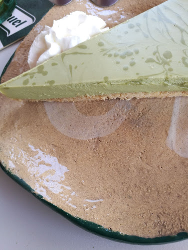 Av. Torreblanca, 17, 29640 Fuengirola, Málaga