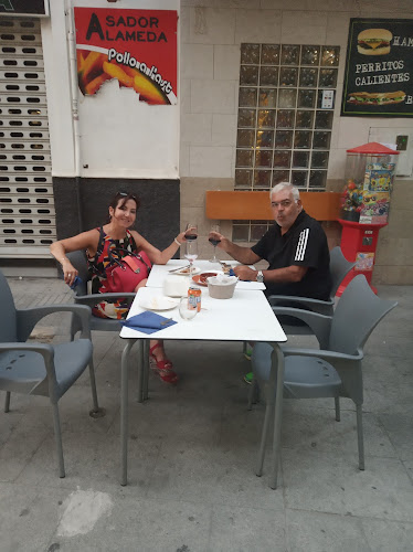 Opinii despre Café Bar Restaurante Nou Alameda în Oliva - Gastronomía y hostelería