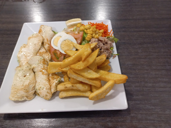 Bar Cafetería Carlos V - Gastronomía y hostelería