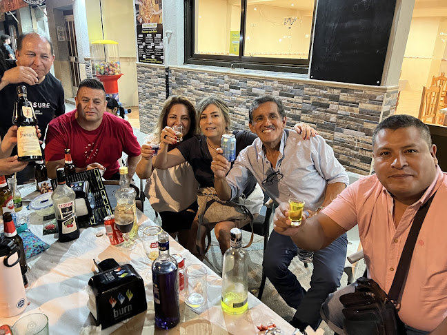 Pl. Rafael Atard, 11, bajo, 46940 Manises, Valencia