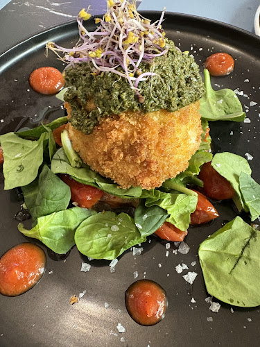 VARQUES RESTAURANTE Phone number