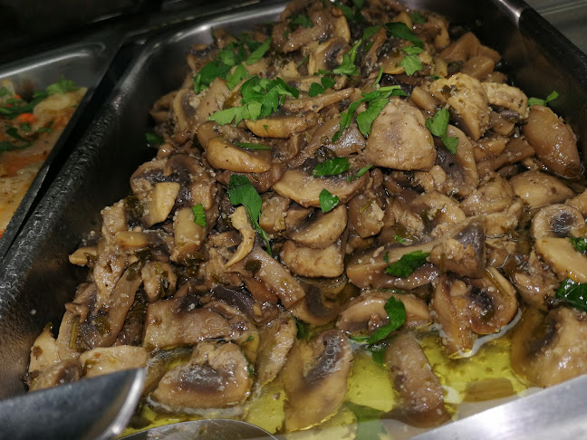 Opinii despre Águila Bar Plaza de España în Elche - Gastronomía y hostelería