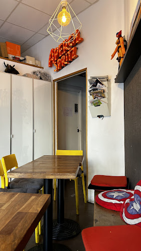 COMIC cafe Phone number