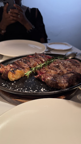 Reviews of Raza Madrid Barquillo in Madrid - Gastronomía y hostelería