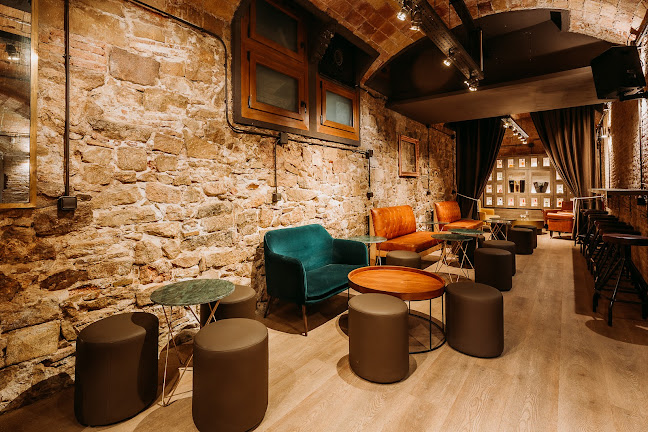 Comentarii opinii despre Le Motif