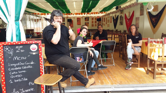 Comments and reviews of Los Juanele