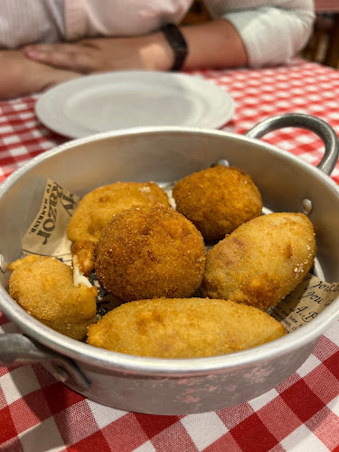 Comments and reviews of Mamma Mì Pizza e Tradizione Napoletana