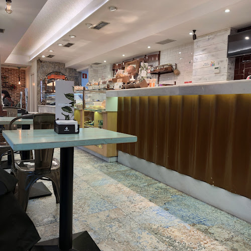 Kafic Kurrusku Phone number