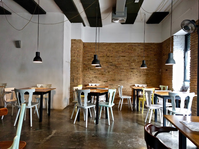 Opinii despre Umami Bistro Bar în Valencia - Gastronomía y hostelería