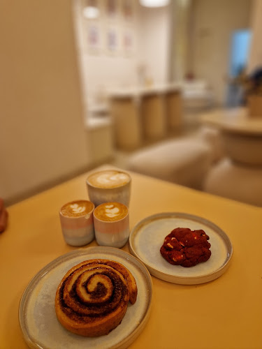 Comentarii opinii despre Mia Bakery & Specialty Coffee