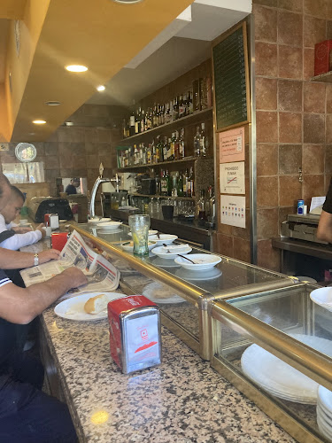 Entre Calle Luis Carlos Vázquez y Calle de Bueso Pineda, C. de Arturo Soria, 164, 28043 Madrid