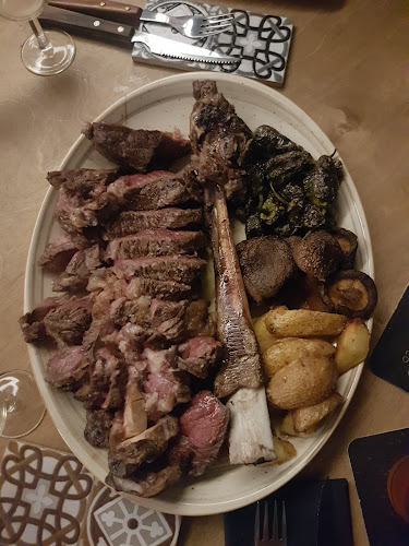 C. de Josefa Amar y Borbón, 8, Casco Antiguo, 50001 Zaragoza