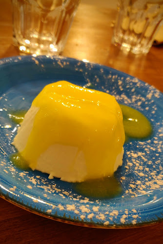 Opinii despre Poppy 80's în Barcelona - Gastronomía y hostelería