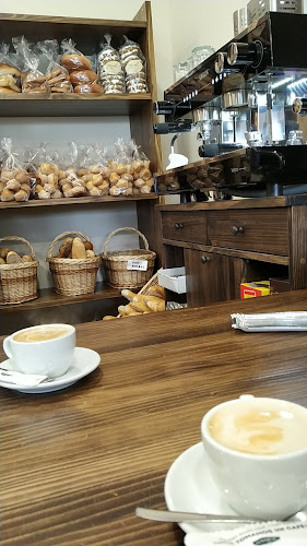 Comments and reviews of Panadería Bollería Marisol