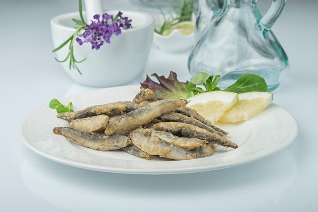 C. Ing. la Cierva, 126, 41006 Sevilla