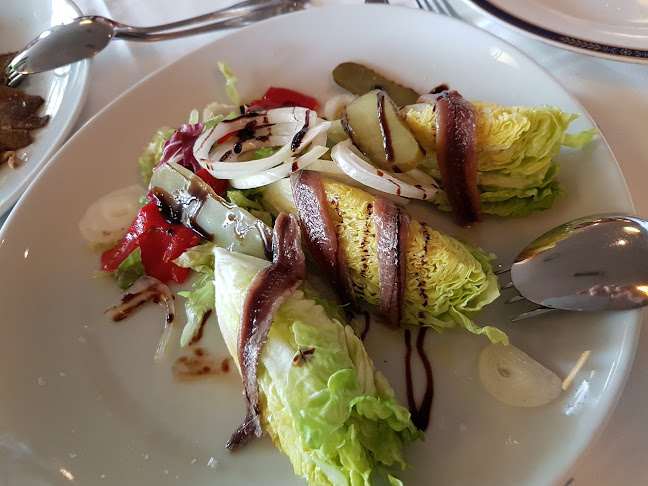 Restaurante en el Complejo Deportivo del RACE - Real Automóvil Club de España - Gastronomía y hostelería